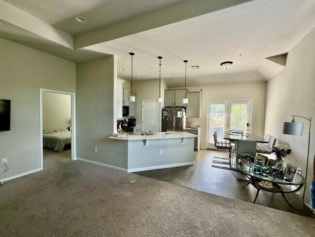 Building Photo - 7305 Conway Dr