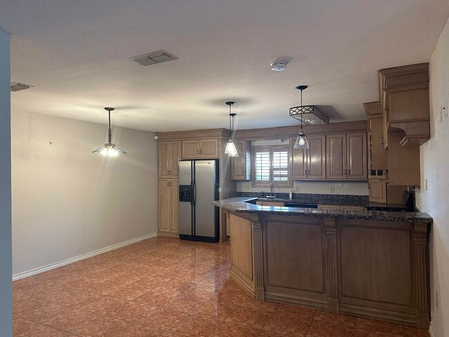 Building Photo - 9019 Siller Loop