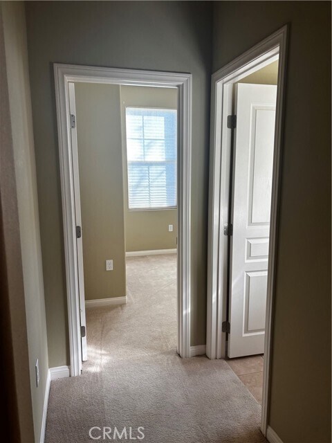 Building Photo - 1690 Lewis Creek