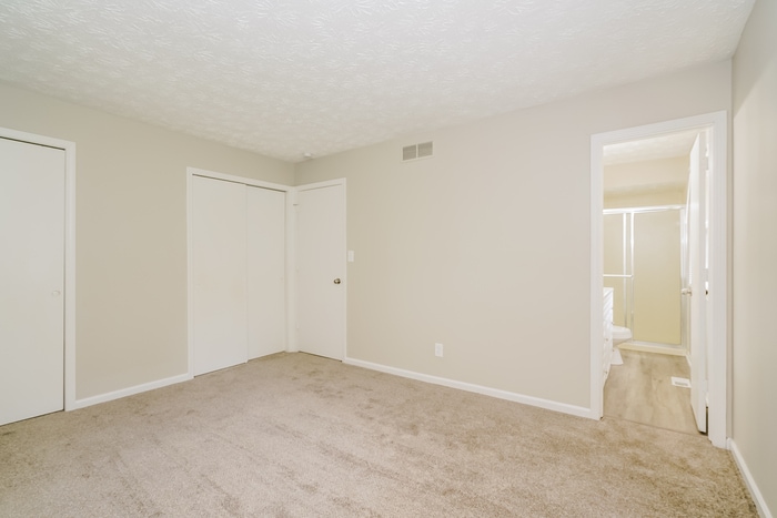 Building Photo - 801 N Peterman Rd