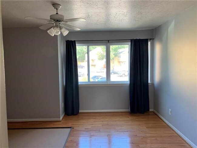 Building Photo - 56 Sandalwood Cir