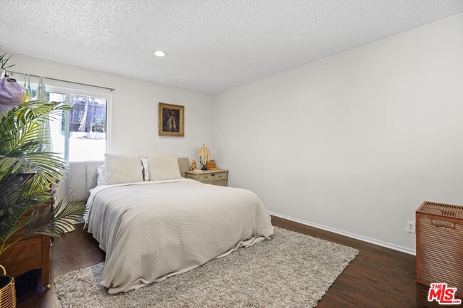 Building Photo - 6444 Cavalleri Rd