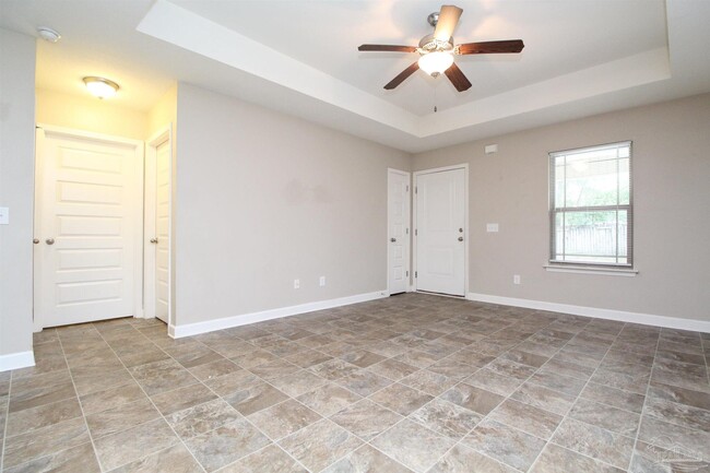 Building Photo - 6016 Damara Ln