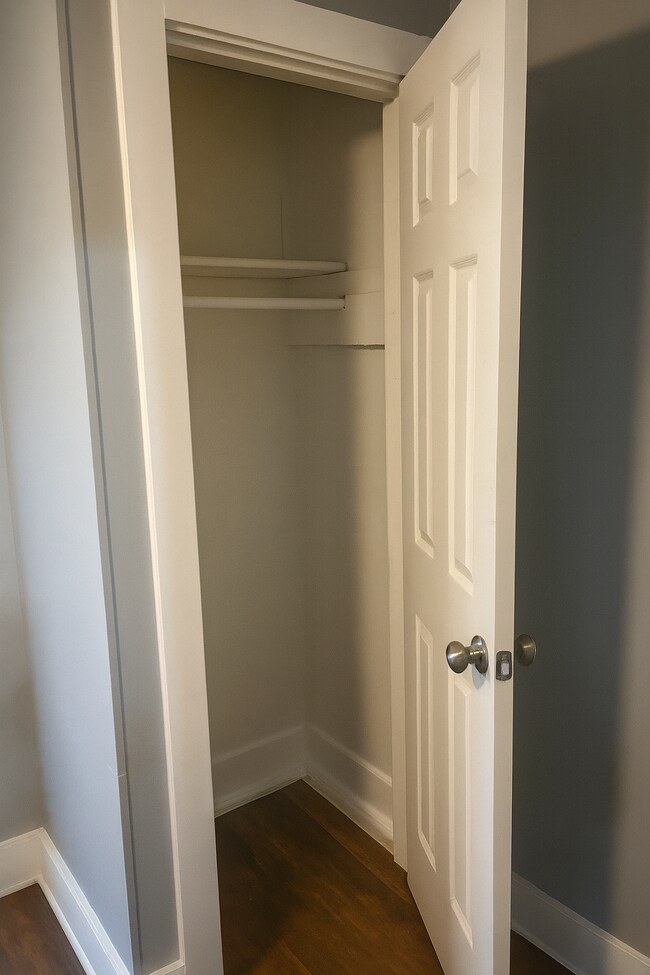 Building Photo - 260 Balkcom Ave