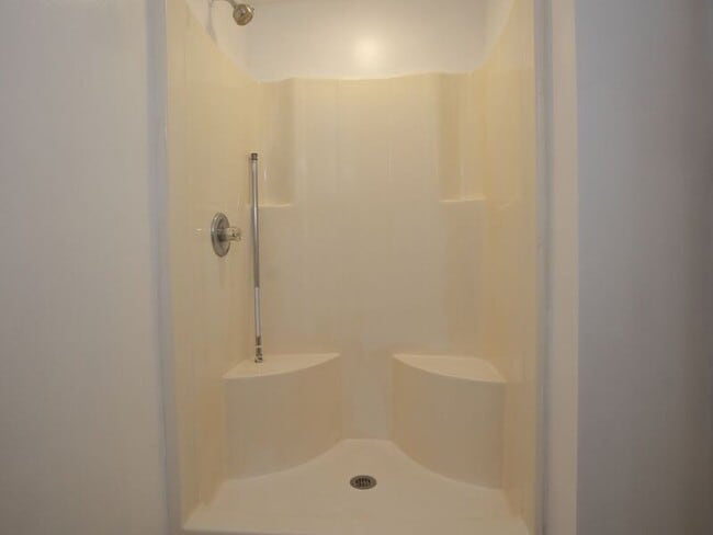 Building Photo - 7412 Pineleaf Dr