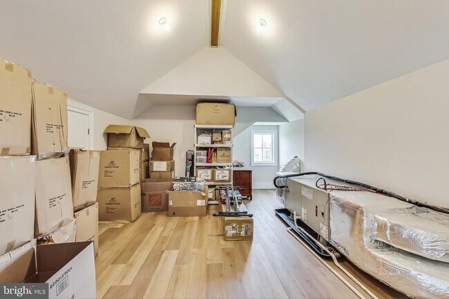 Building Photo - 1413 Kurtz Rd