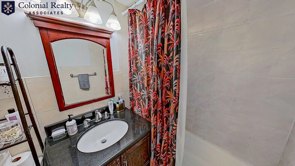 Building Photo - 15 Walbridge St