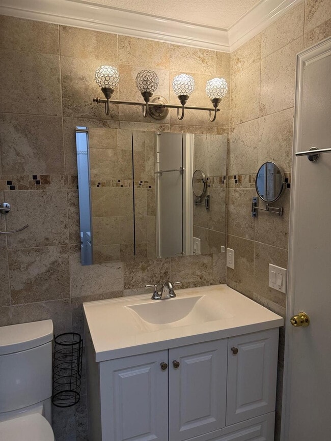 Building Photo - 1216 Periwinkle Pl