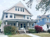 Building Photo - 1222 W Clifton Blvd