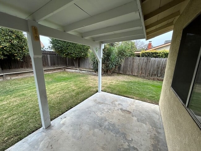 Building Photo - 3110 S Giddings St