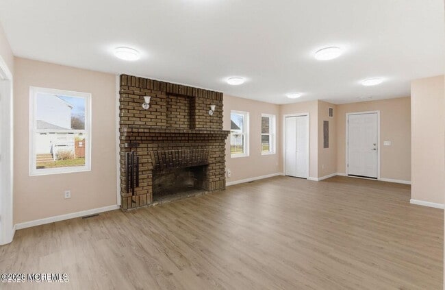 Building Photo - 40 Twilight Ave