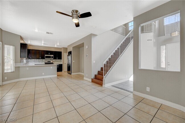 Building Photo - 971 Whispering Grove Ave