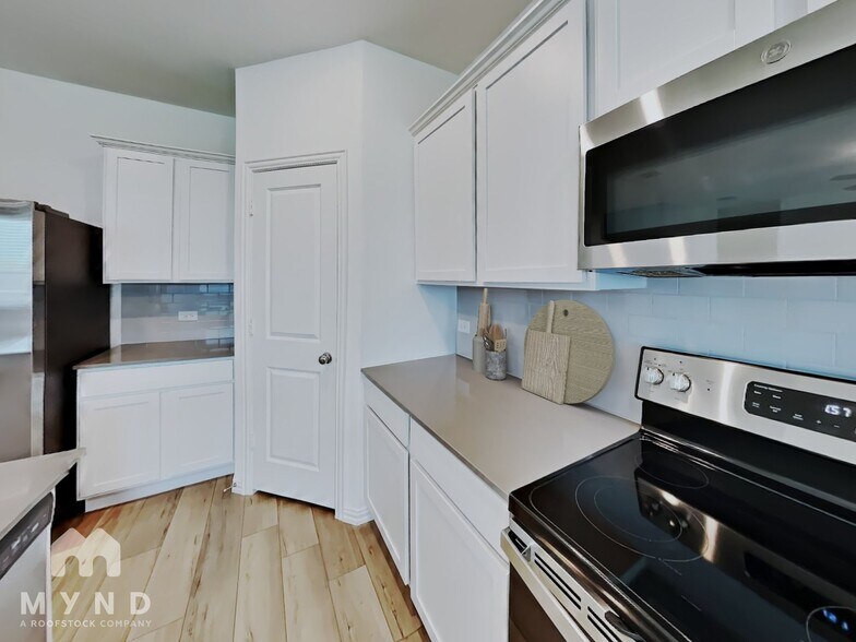 Building Photo - 4900 Parrington Dr