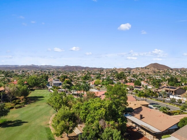 Building Photo - CANYON LAKE 3 BED 2 BATH ON GOLF COURSE