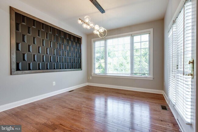 Building Photo - 7741 Crystal Brook Way