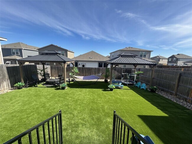 Building Photo - 104 Hellfighters Wy