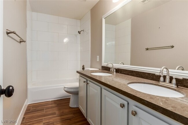 Building Photo - 264 Pointe Ranier Ave