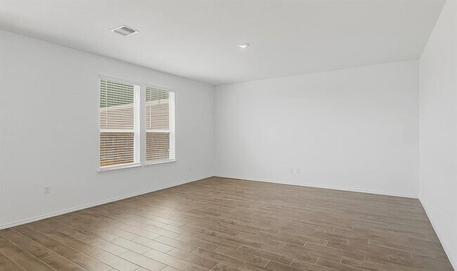 Building Photo - 1625 Brimhurst Dr