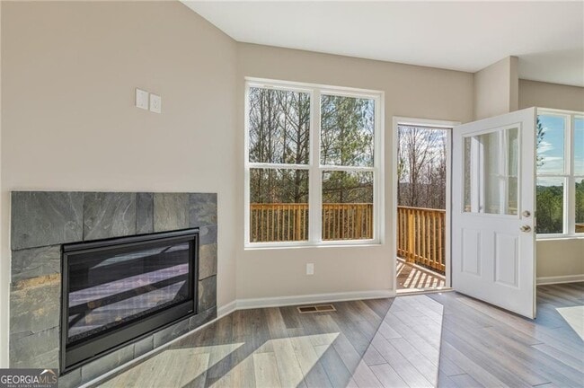 Building Photo - 978 Valley Rock Dr