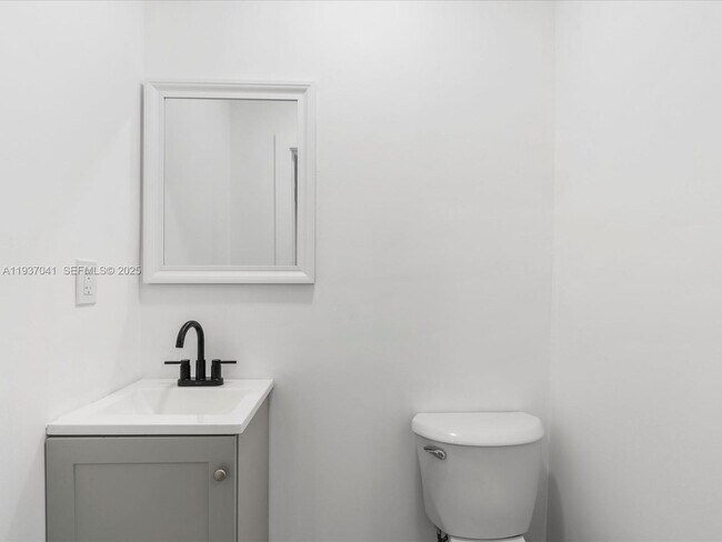 Building Photo - 6318 NW 19th Ct