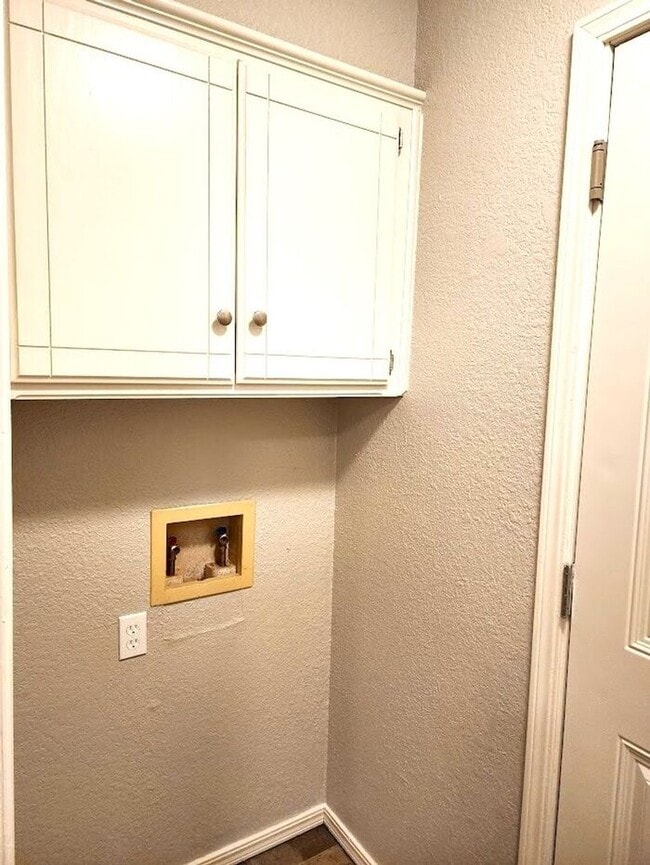 Building Photo - 3 Bed 2 Bath Home-Choctaw Trails Sec I Addition