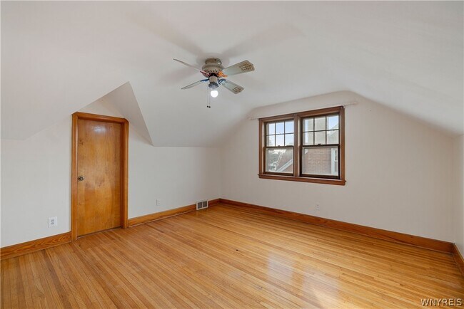 Building Photo - 94 Tudor Rd