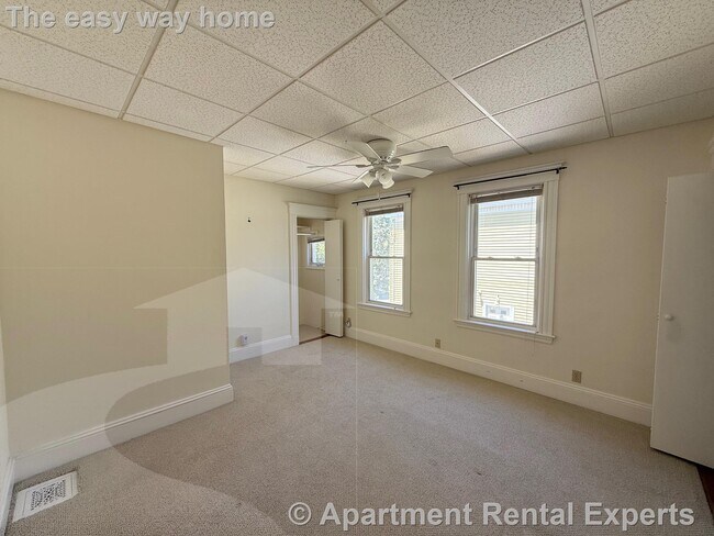 Building Photo - 105 Bromfield Rd