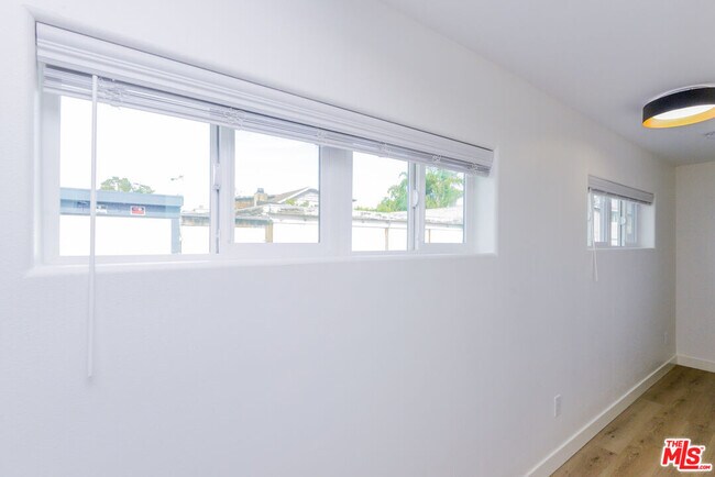 Building Photo - 1739 252nd St