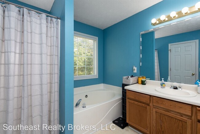 Building Photo - 3 br, 2 bath House - 458 Callie Lane