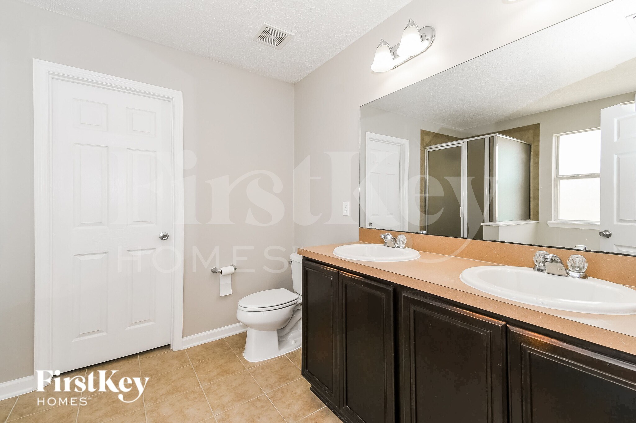 Building Photo - 4500 Oak Moss Loop