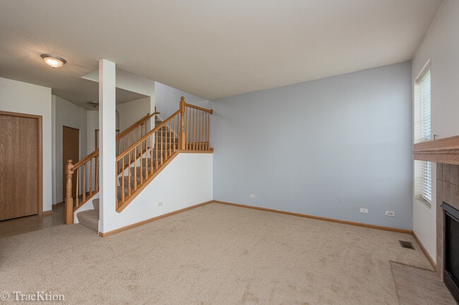 Building Photo - 104 Concord Dr S