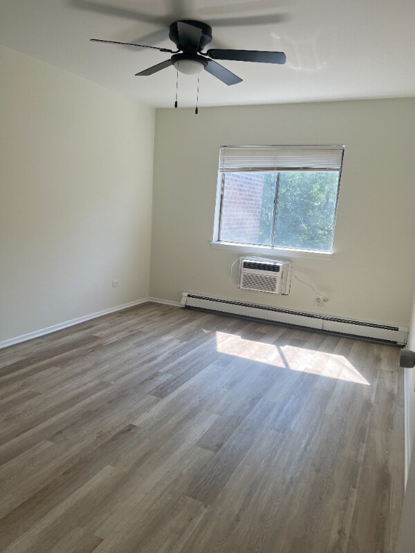 Building Photo - 1455 N Winslowe Dr