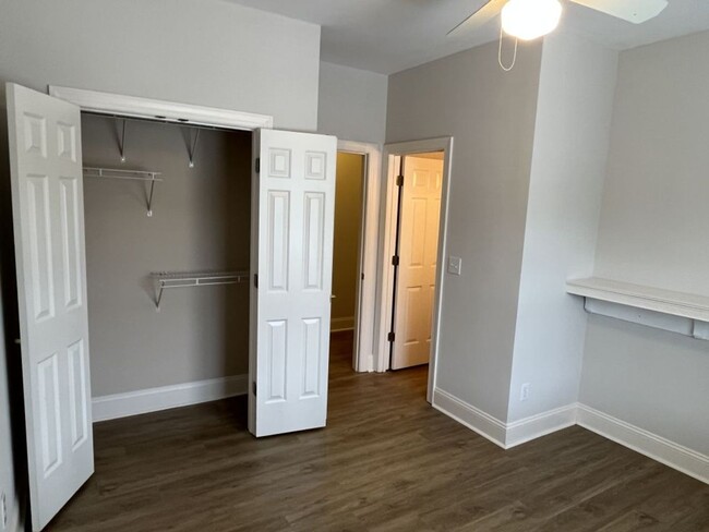 Building Photo - Refreshed 4 Bed home in Ballantyne