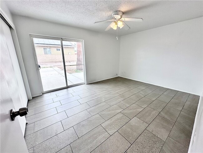 Building Photo - 1470 Riverfront Dr