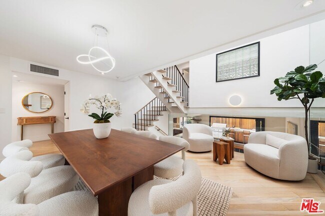 Building Photo - 831 14th St