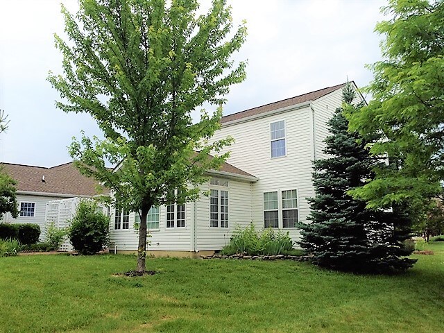Building Photo - 111 Leather Leaf Ln