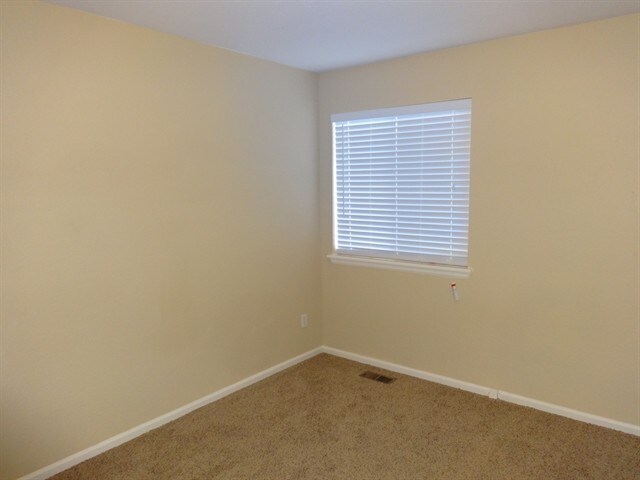 Building Photo - 5089 Morning Glory Pl