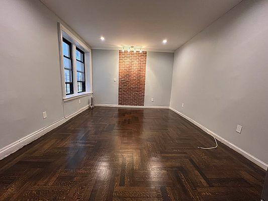 Building Photo - 1 bedroom in BRONX NY 10453