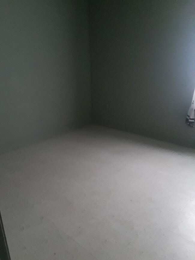 Building Photo - 761 Richmond