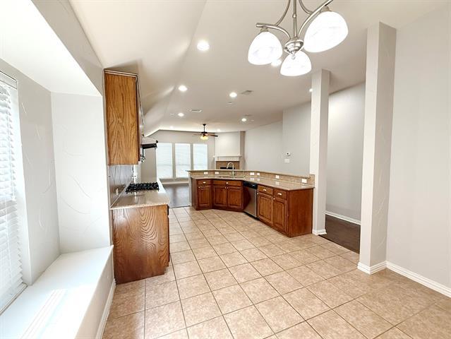 Building Photo - 4908 Newbridge Dr