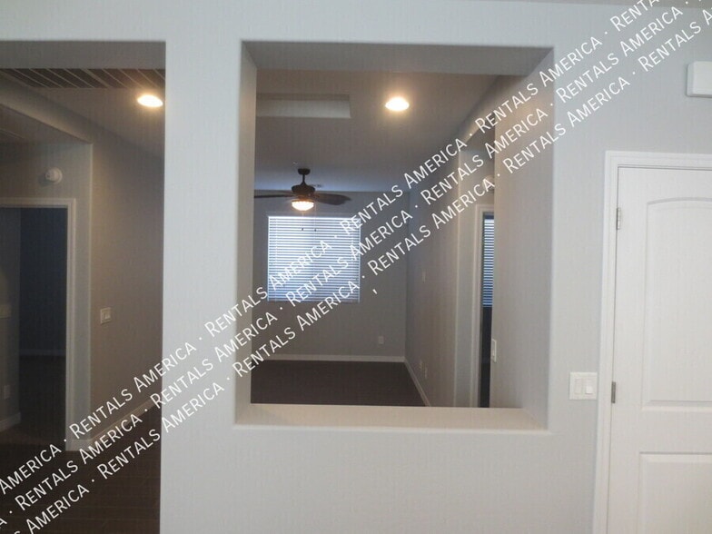 Building Photo - 3636 E Lodgepole Dr