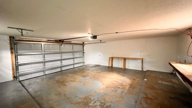 Building Photo - Charming 4 Bedroom, 2 Bathroom Home in Altamonte Springs!!