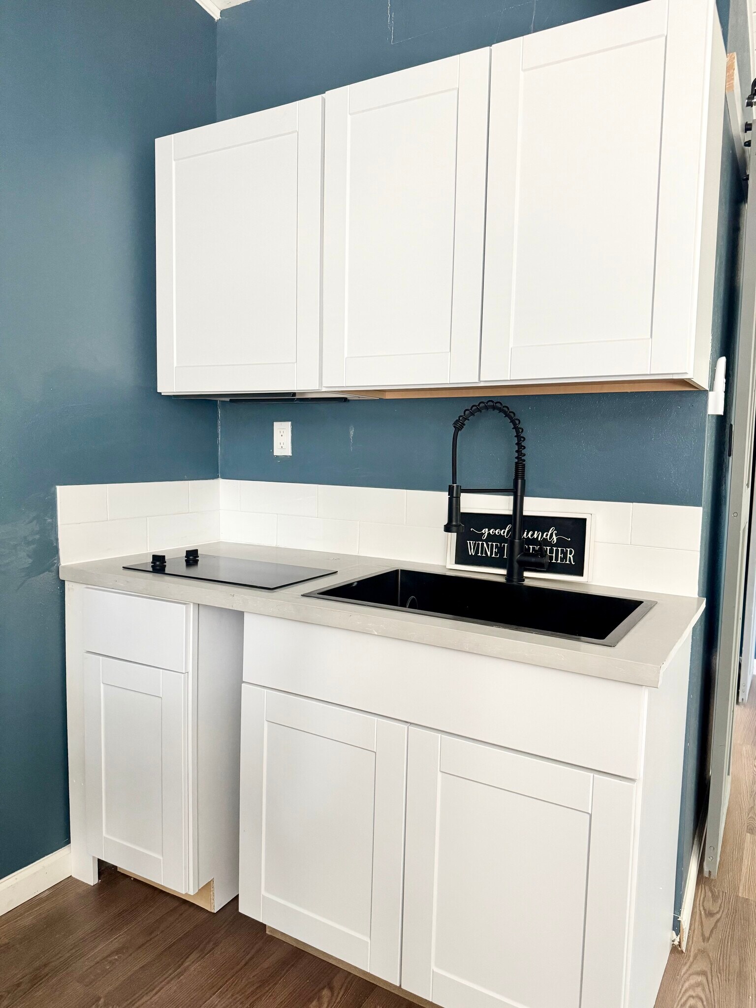 Building Photo - 6015 N Alturas Ave