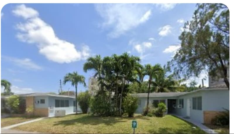 Primary Photo - 401 SW 8th Ct