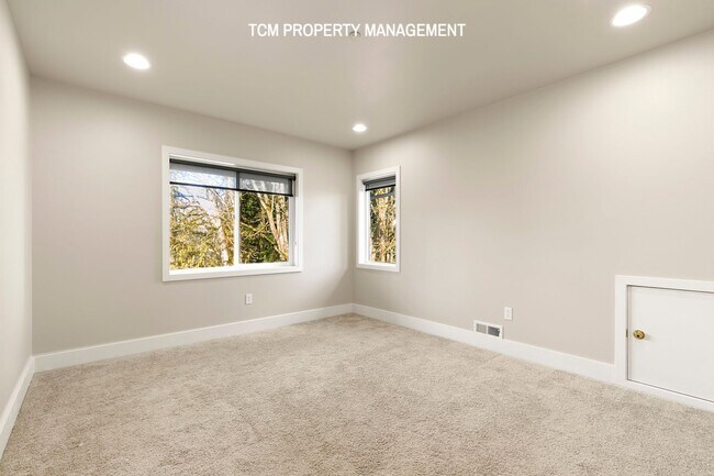 Building Photo - 8311 143rd Ct SE