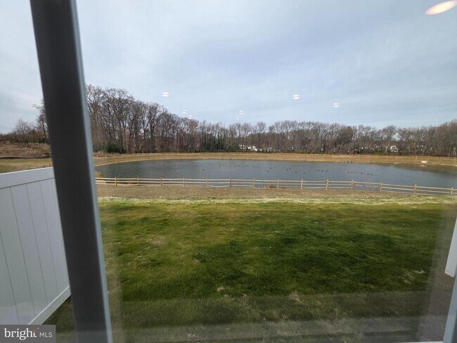 Building Photo - 57 Alexander Wy