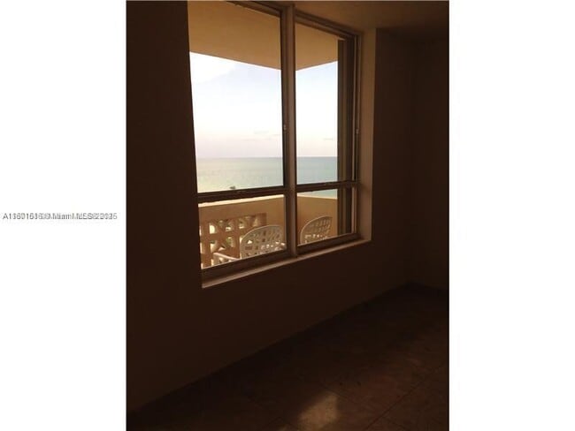 Building Photo - 10185 Collins Ave