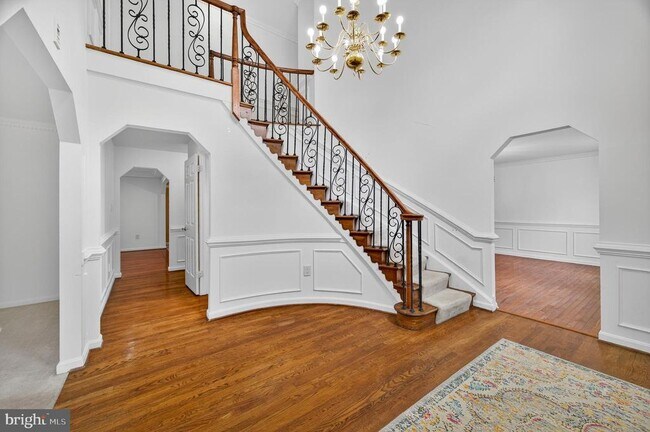 Building Photo - 14917 Brownstone Dr