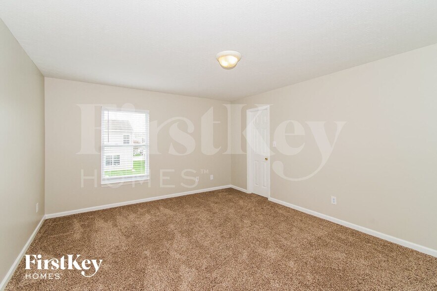 Building Photo - 12643 Pinetop Way
