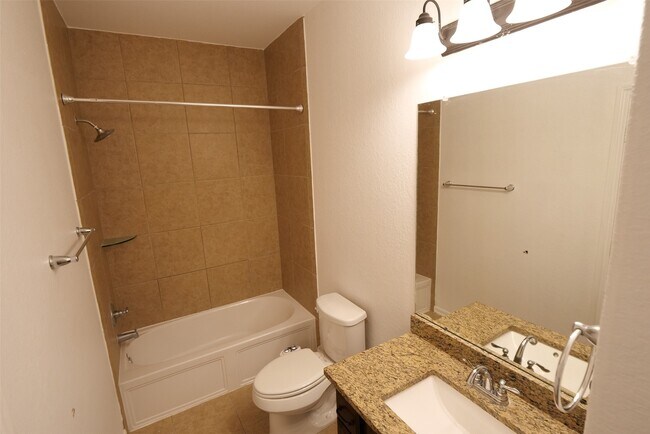 Building Photo - 12211 Stellano Ln